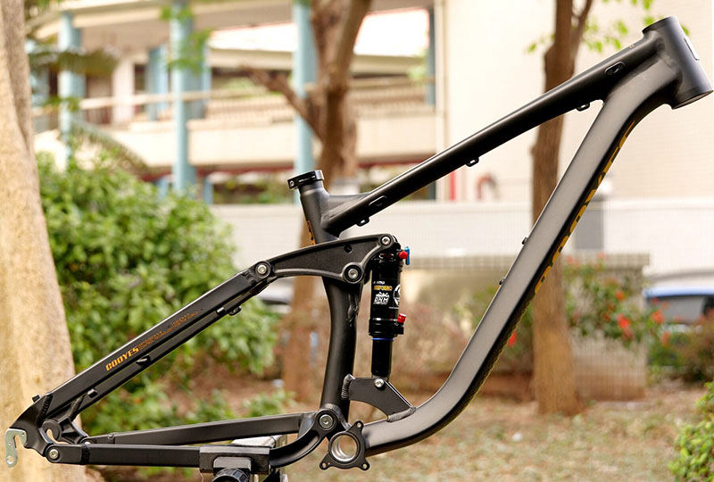 Quadro de Bicicleta com Suspen - Mountain Biking Track avaliação e preço